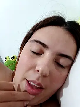 lyss muller online show from March 2026 04:18:02 AM