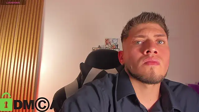 SebastianMaximoff  online show from April 2026 08:20:02 PM