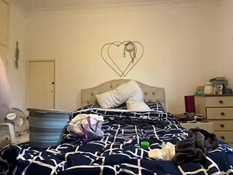 malcolm2334 online show from July 2026 07:40:02 PM