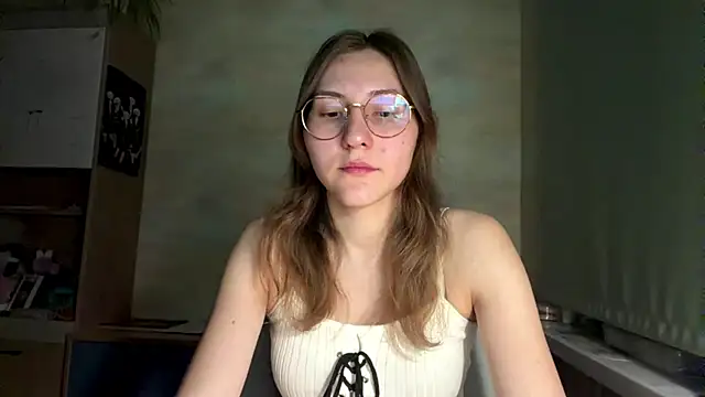 Snapshot of Miaaa_Moon chatting on July 2026 07:07:02 PM Miaaa Moon online show from July 2026 07:07:02 PM