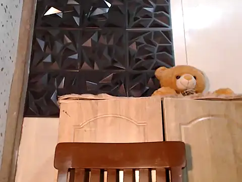 Yourdivagoddess online show from March 2026 04:17:01 AM