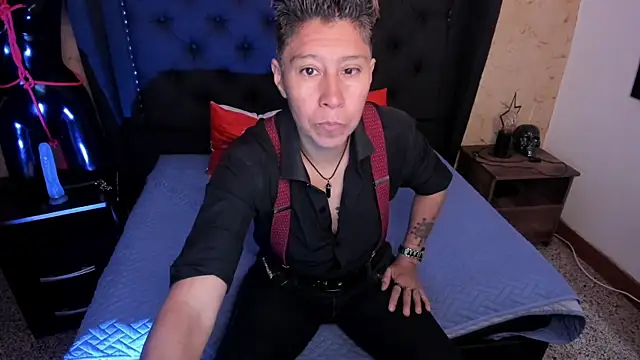 Kali Panther online show from April 2026 04:07:01 PM