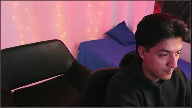 RoseSinsDonViktor online show from March 2026 04:46:02 PM