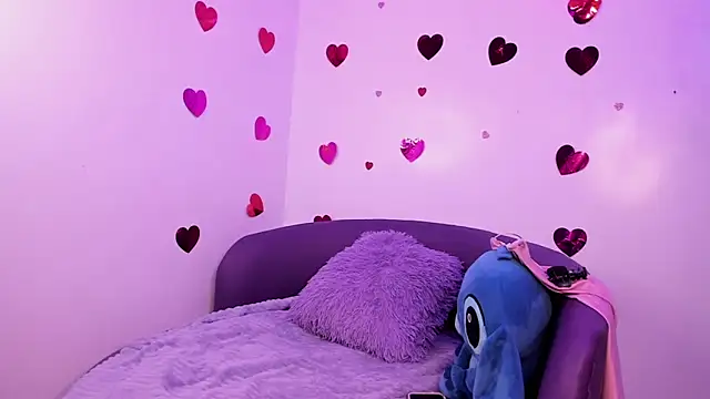 Bella Miller1  online show from March 2026 04:24:02 PM