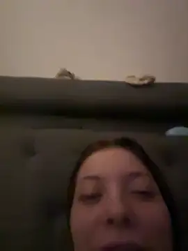 Snapshot of SofieKayla chatting on February 2026 09:43:01 PM SofieKayla online show from February 2026 09:43:01 PM