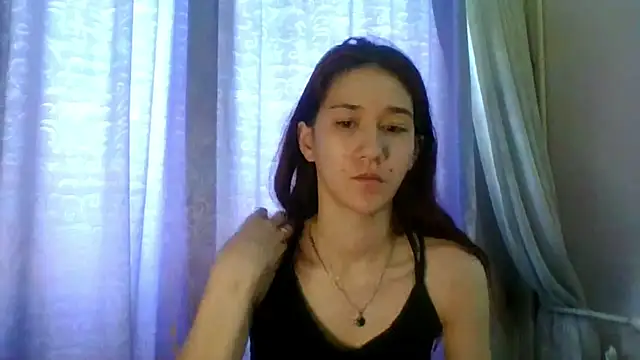 Snapshot of NickiKisinger chatting on July 2026 07:34:02 AM NickiKisinger online show from July 2026 07:34:02 AM