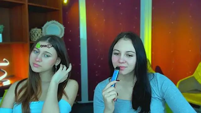 arianaa cat online show from March 2026 06:19:02 AM