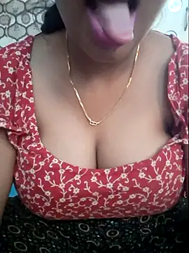 mistii07 online show from June 2026 10:18:01 AM