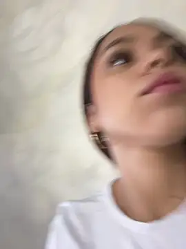 CarolineFyre online show from April 2026 12:32:02 PM