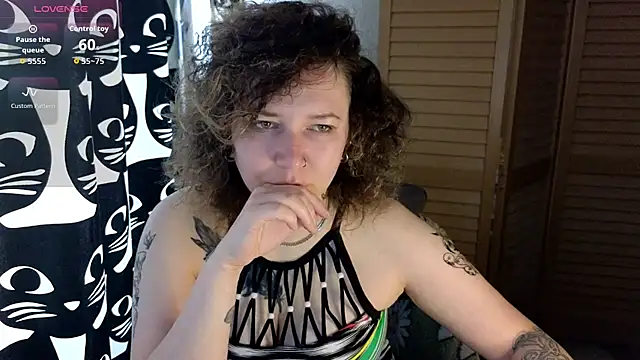 Snapshot of Ozalin_ chatting on July 2026 08:27:02 AM Ozalin online show from July 2026 08:27:02 AM