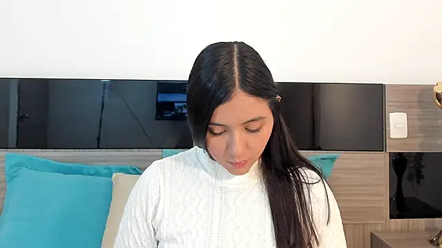 AlisonLamer online show from April 2026 02:14:02 PM