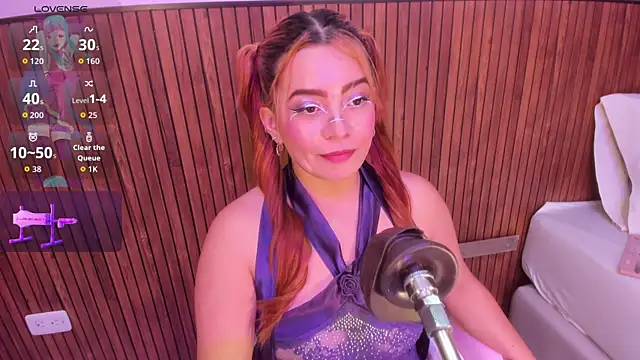 nicolle boobies online show from April 2026 07:43:01 PM