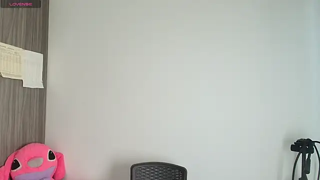 alys love online show from April 2026 04:04:02 PM