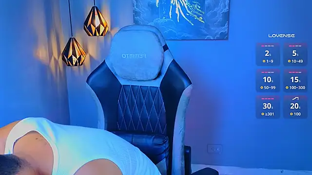 AndresRodriguez1 online show from March 2026 01:11:02 PM