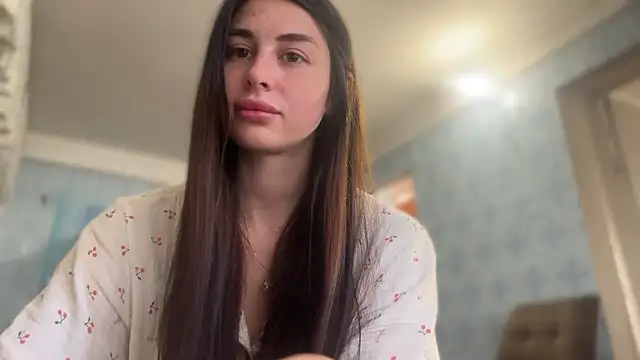LiluMartiznir online show from May 2026 05:36:01 AM