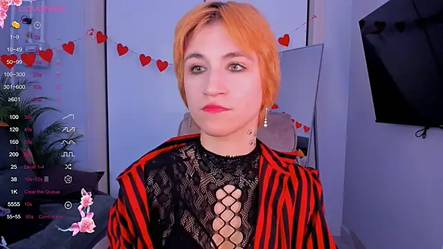 AutumnWhisper online show from April 2026 03:39:01 PM