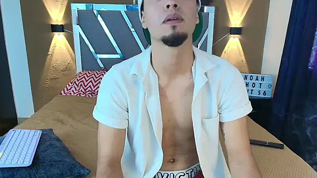 Noah Smith01 online show from March 2026 08:37:02 PM