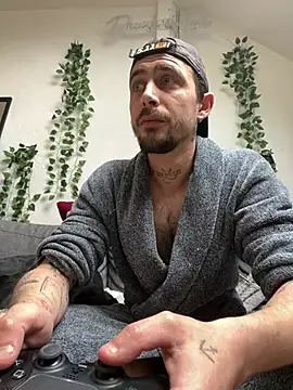 Piratee666 online show from March 2026 08:44:02 AM