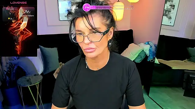 RikaCoutts online show from July 2026 08:46:02 PM