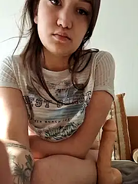 RoxyWeb18 online show from April 2026 05:58:02 AM