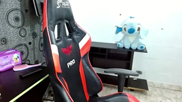 ladycharlottex online show from April 2026 12:22:02 AM