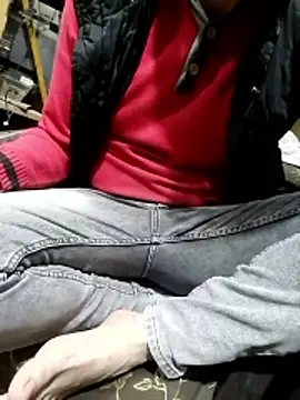 Aww21 online show from April 2026 08:39:01 PM