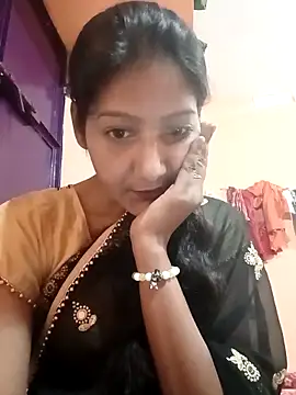 Ayesharani1 online show from April 2026 04:07:01 PM