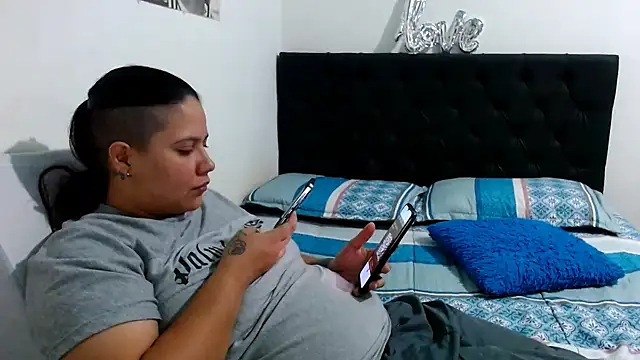 suzy paz online show from March 2026 09:41:01 PM