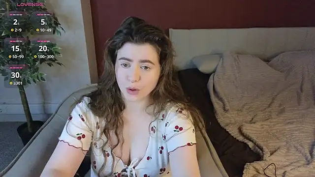 Snapshot of LovingWhisperr chatting on June 2026 01:18:02 AM LovingWhisperr online show from June 2026 01:18:02 AM