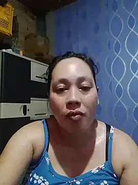 Snapshot of May_Bombs chatting on June 2026 06:29:01 AM May Bombs online show from June 2026 06:29:01 AM