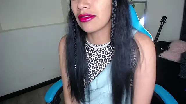 Julieta Parker online show from March 2026 05:49:01 PM