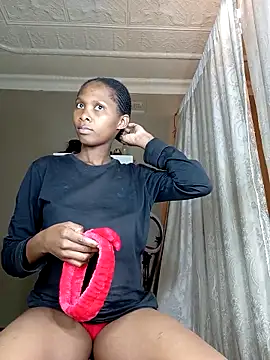 PussyFarrie online show from April 2026 10:45:02 PM