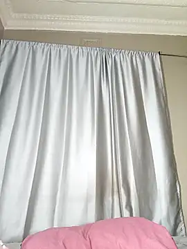 PussyFarrie online show from April 2026 01:41:02 PM