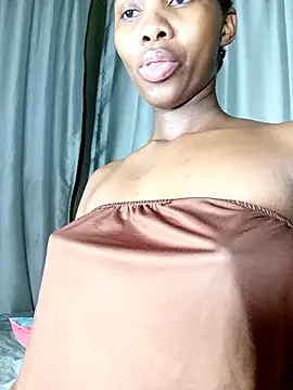 PussyFarrie online show from April 2026 07:19:01 PM
