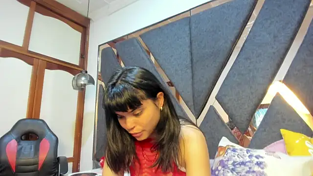 Maggyx online show from March 2026 01:37:02 PM