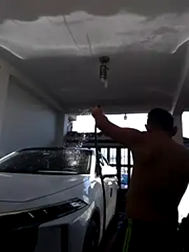 polla large active online show from May 2026 08:32:01 PM
