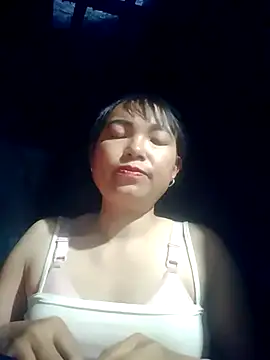 Snapshot of vivi1889 chatting on February 2026 01:31:01 AM vivi1889 online show from February 2026 01:31:01 AM