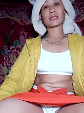 witch-xx online show from February 2026 06:06:02 PM