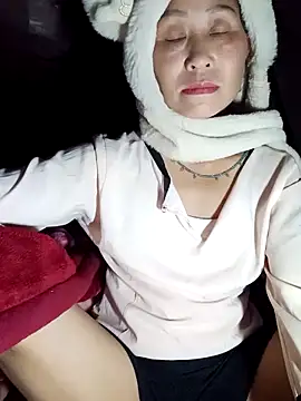 witch-xx online show from March 2026 08:02:01 PM