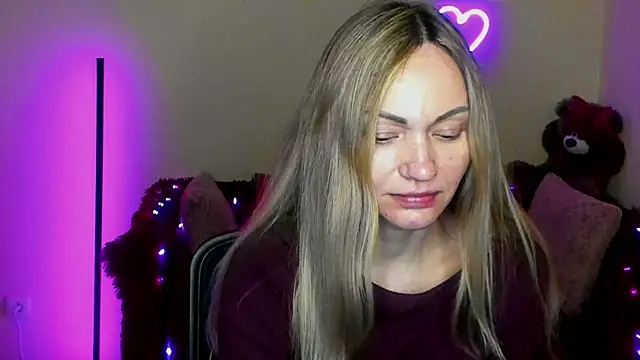 BlondMikey22 online show from April 2026 05:33:01 PM