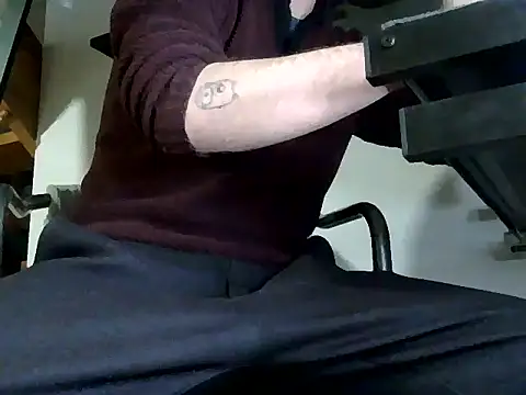 Snapshot of Dernachbar89 chatting on March 2026 05:46:01 PM Dernachbar89 online show from March 2026 05:46:01 PM