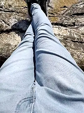 LASCHIAVA6TV72 online show from April 2026 02:32:02 PM