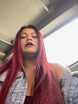 Lia-Moon77 online show from April 2026 07:00:01 PM