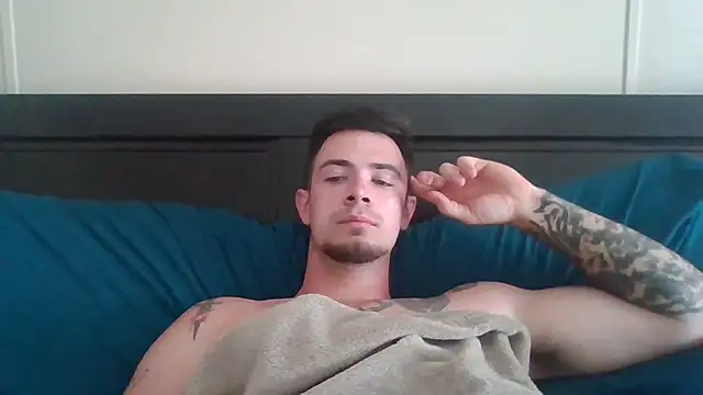 midnightsinz online show from April 2026 09:54:01 PM