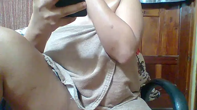 JUICY T online show from March 2026 08:26:33 AM