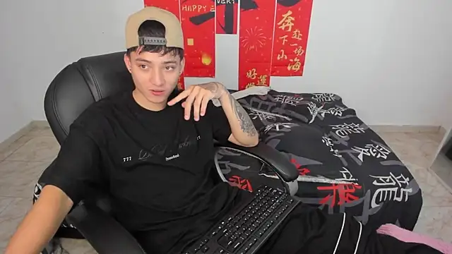 Wesleey-Boy online show from April 2026 07:51:02 PM