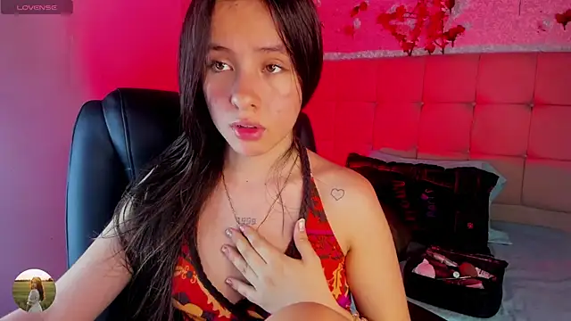 Snapshot of Kitty_Rose_CS chatting on March 2026 04:06:01 AM Kitty Rose CS online show from March 2026 04:06:01 AM