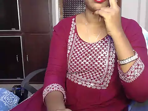 VixenNandhu online show from April 2026 06:23:01 PM