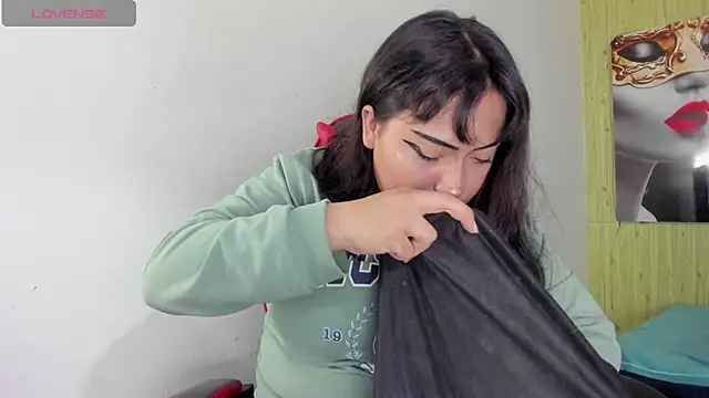 peachy hot online show from April 2026 05:10:01 AM