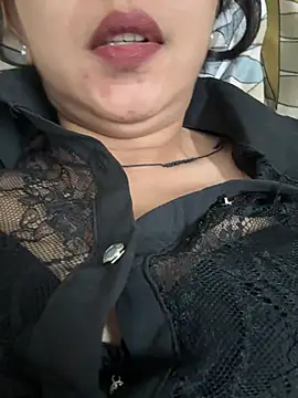 raavigirl online show from July 2026 06:36:02 PM